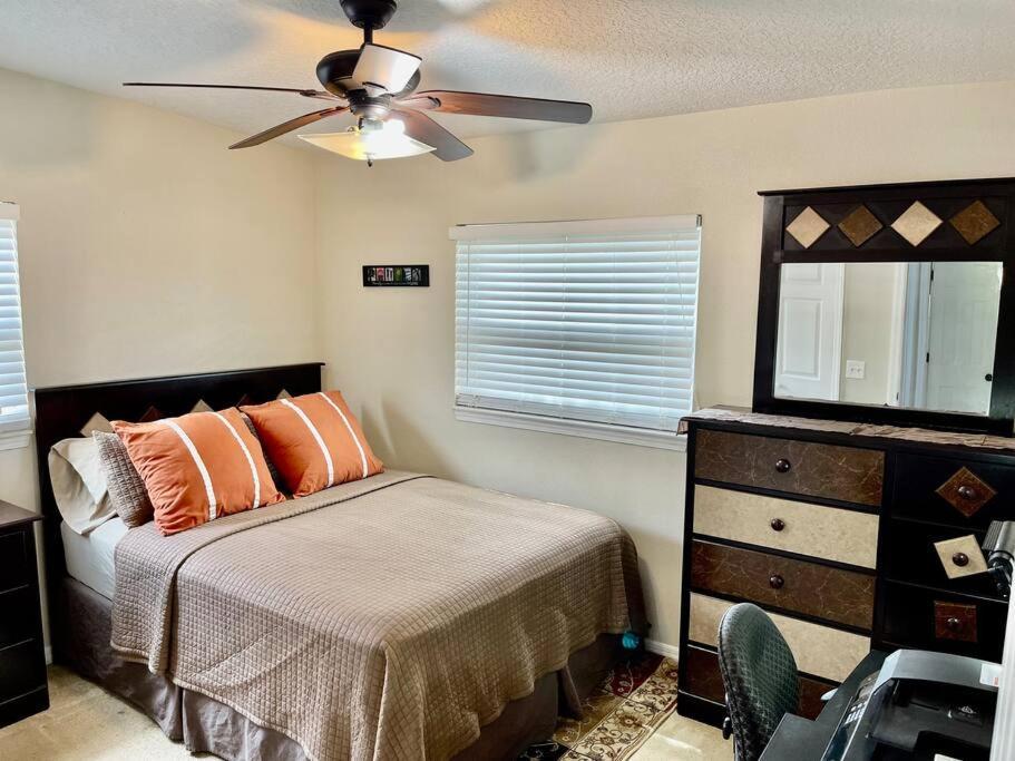 Cozy Modest Home Near Universal Studios/Volcanobay Orlando Exterior foto
